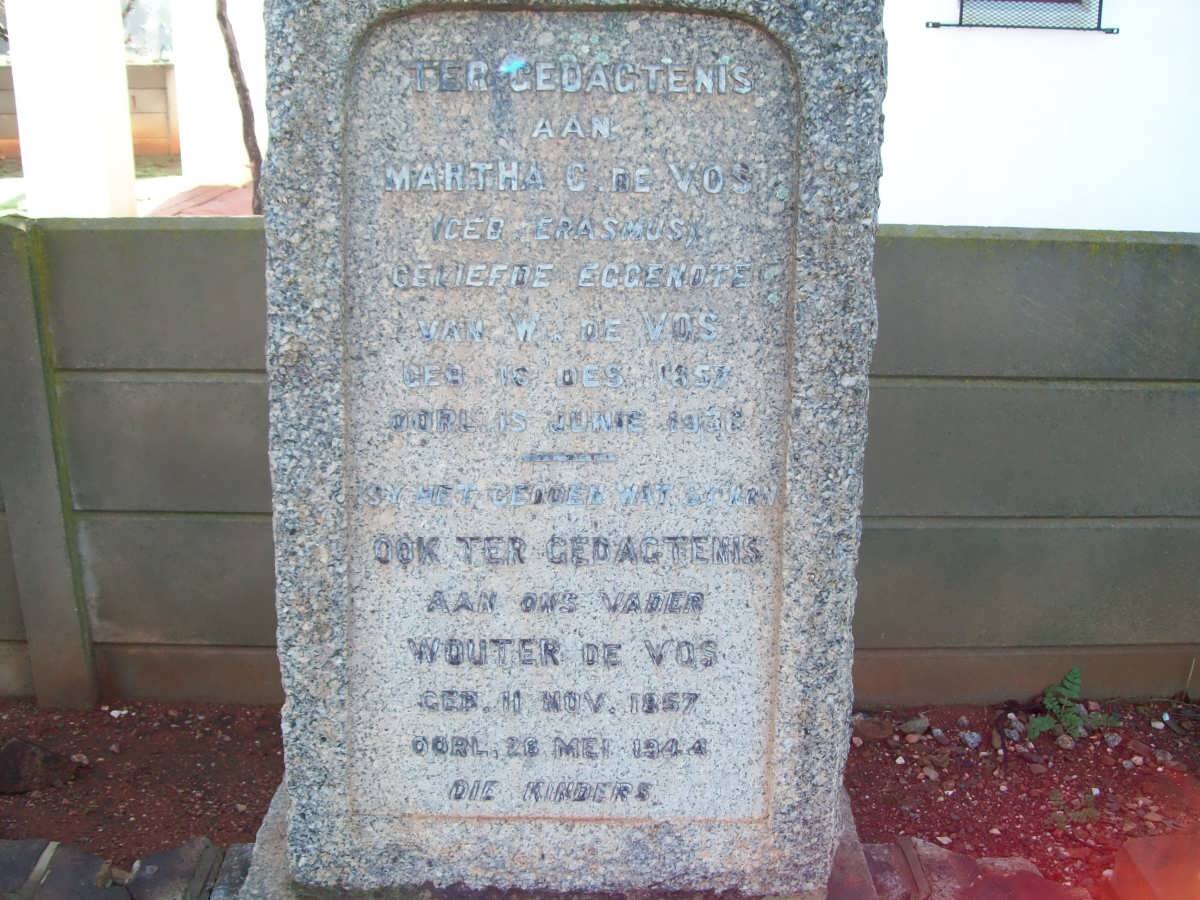 VOS Wouter, de 1857-1944 &amp; Martha C. ERASMUS 1857-1936