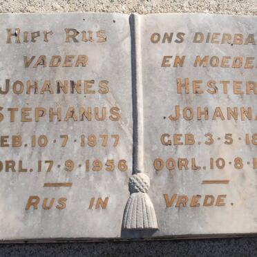 ? Johannes Stephanus 1877-1956 &amp; Hester Johanna 1881-1951