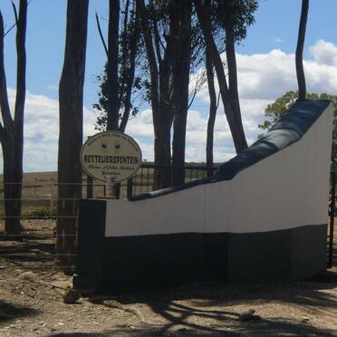 1. Entrance to farm Botteliersfontein, Albertina