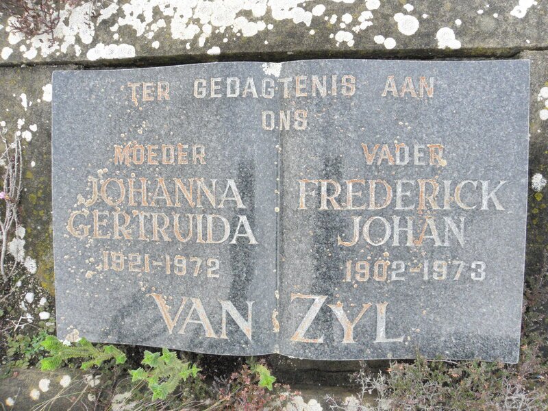 ZYL Frederick Johan, van 1902-1973 &amp; Johanna Gertruida 1921-1972