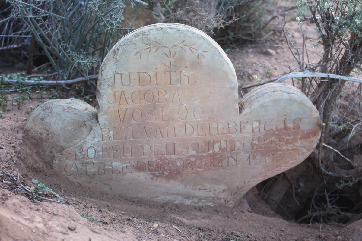 VOSLOO Judith Jacoba nee VAN DEN BERG 1859-1909