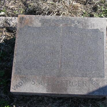 SMALBERGER Johannes Marthinus 1855-1949 &amp; Petronella J. 1867-1960