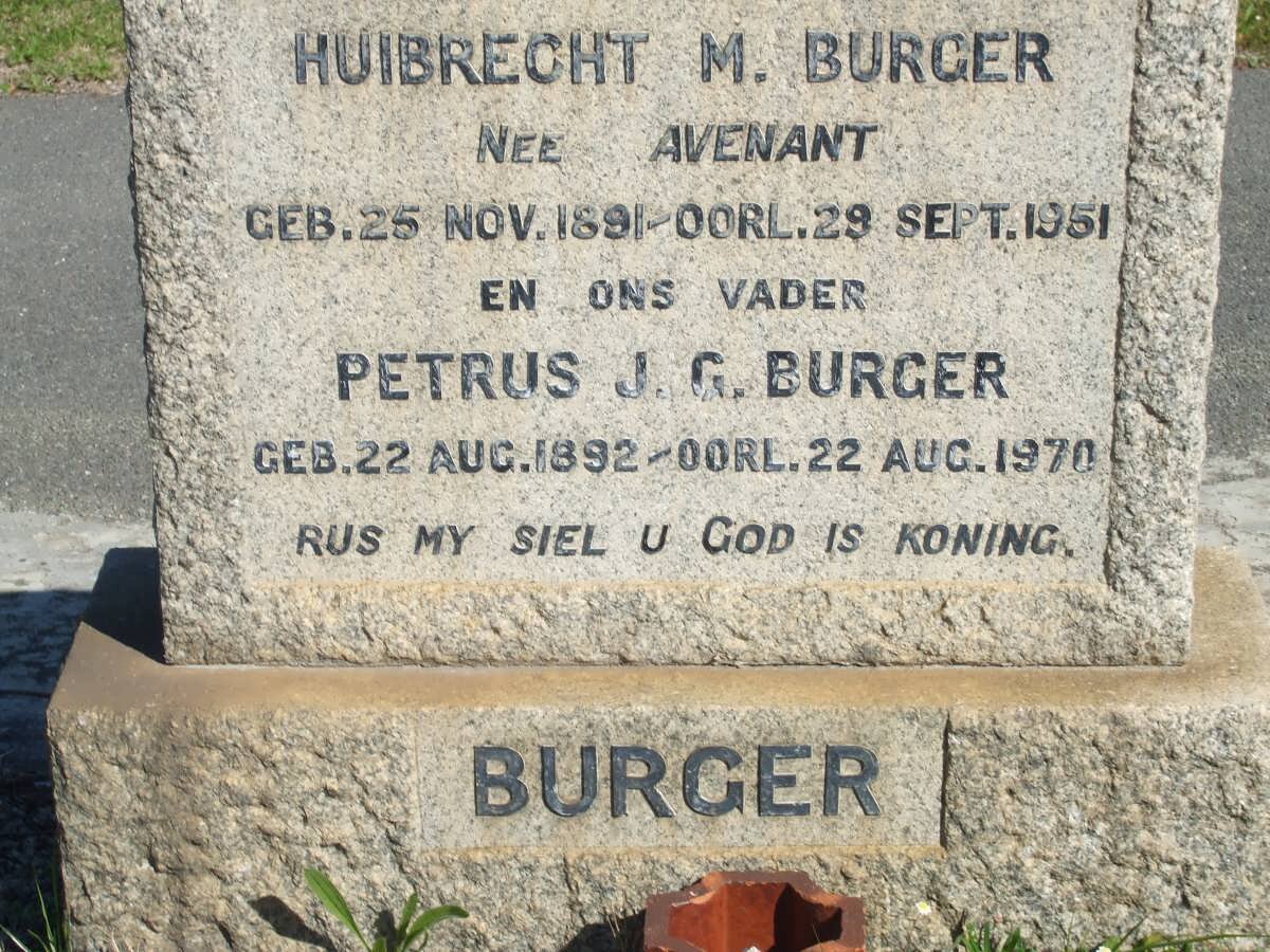 BURGER Petrus J.G. 1892-1970 &amp; Huibrecht M. AVENANT 1891-1951