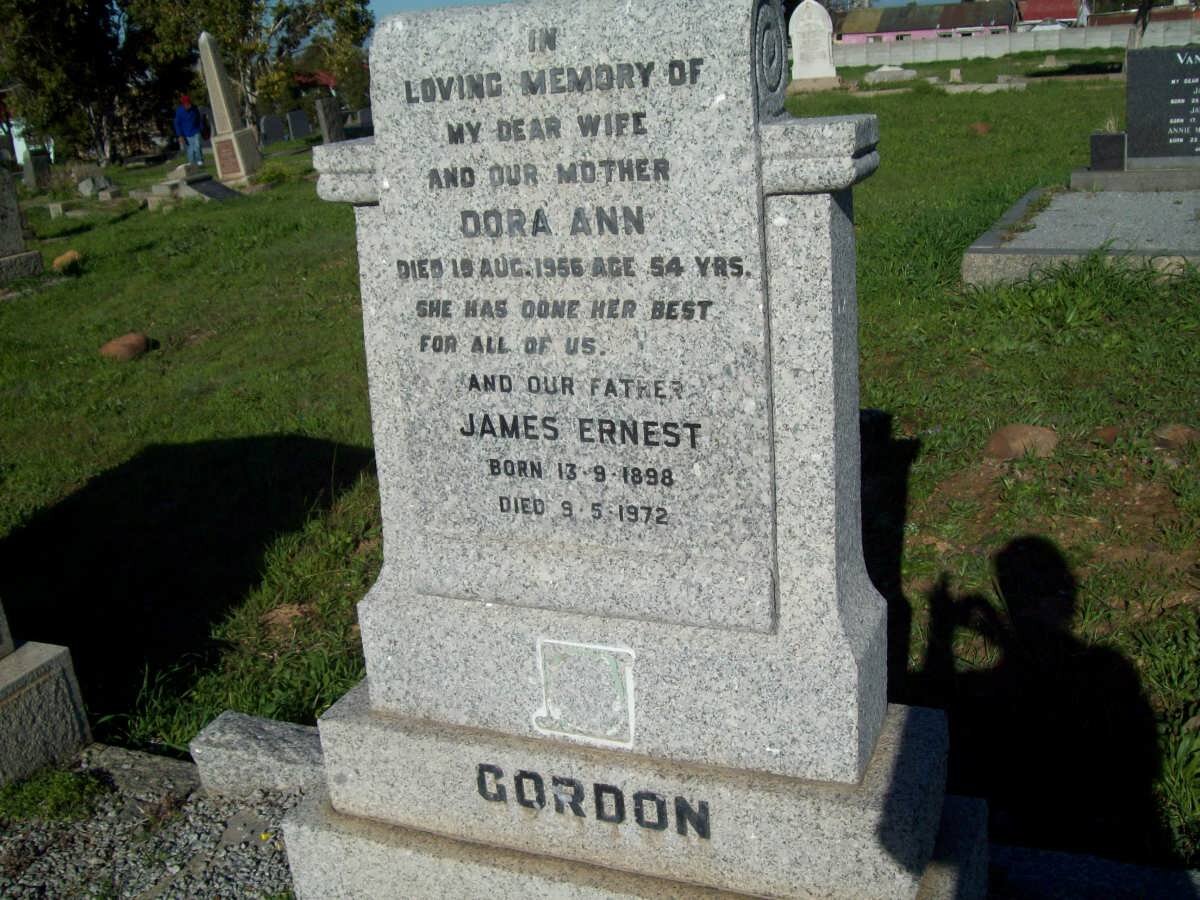 GORDON James Ernest 1898-1972 &amp; Dora Ann -1956