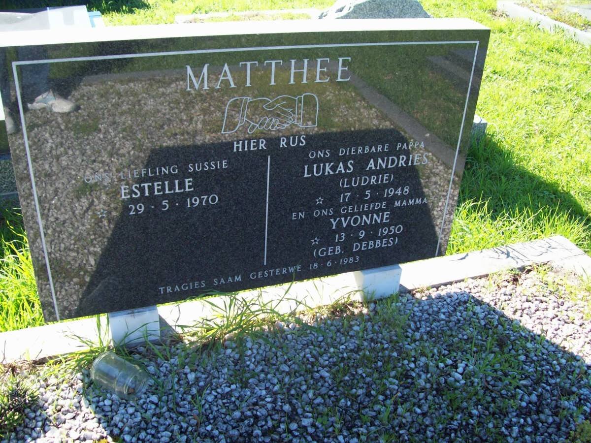 MATTHEE Lukas Andries 1948-1983 &amp; Yvonne DEBBES 1950-1983 :: MATTHEE Estelle 1970-1983