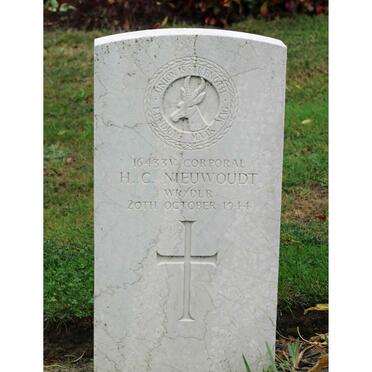 NIEUWOUDT H.C. -1944