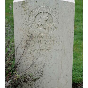 TAYLOR R.P.H. -1944