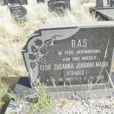 RAS Elsie Susanna Johanna Maria nee STRAUSS 1907-1996