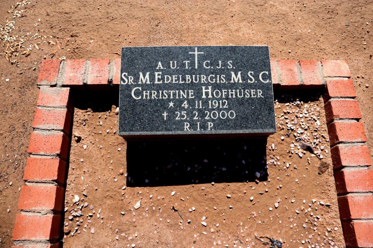 HOFHUSER Christine 1912-2000