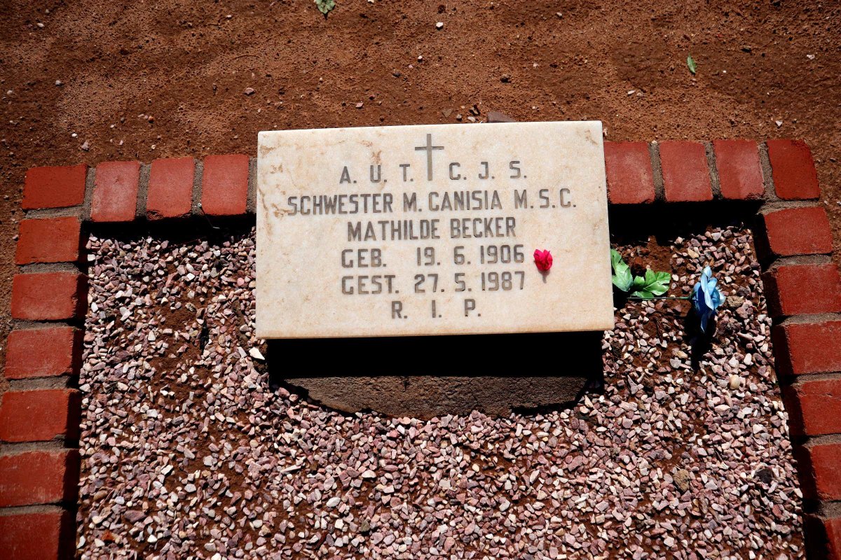 BECKER Mathilde 1906-1987