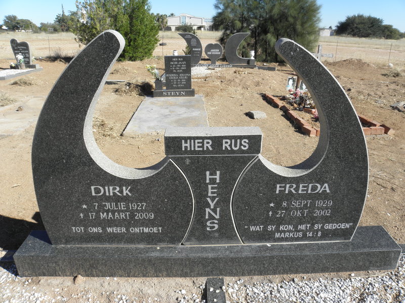 HEYNS Dirk 1927-2009 &amp; Freda 1929-2002