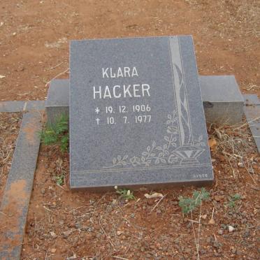 HACKER Klara 1906-1977