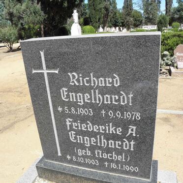 ENGELHARDT Richard 1903-1978 &amp; Friederike A. NÖCHEL 1903-1990