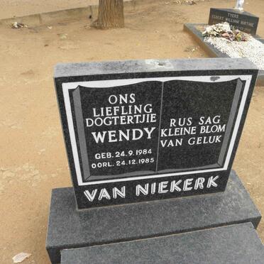 NIEKERK Wendy, van 1984-1985