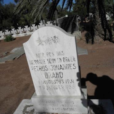 B - Vanne :: Surnames - B