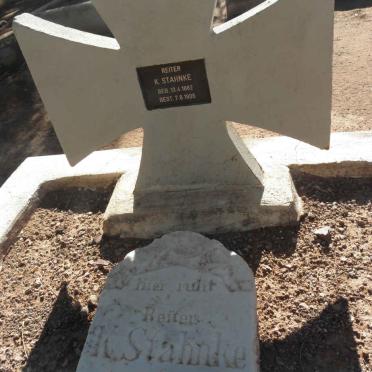 S - Surnames :: Vanne - S