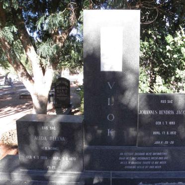 V - Vanne :: Surnames - V