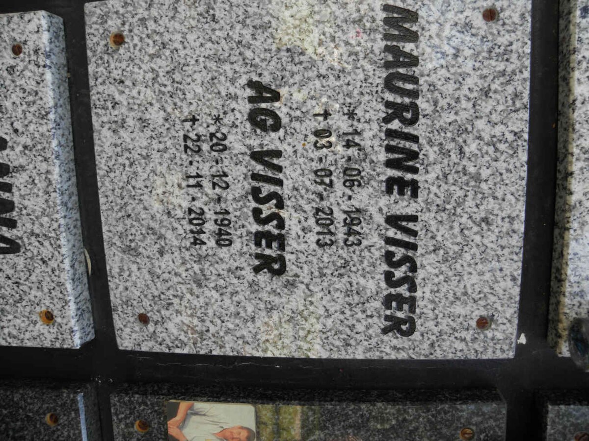 VISSER A.G. 1940-2014 &amp; Maurine 1943-2013