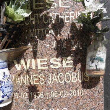WIESE Johannes Jacobus 1936-2010 &amp; ?echt Catherine MITTON 1923-2001