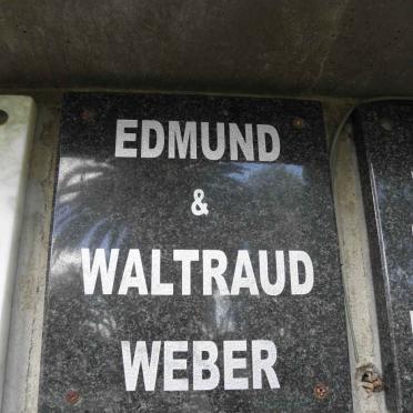 WEBER Edmund &amp; Waltraud