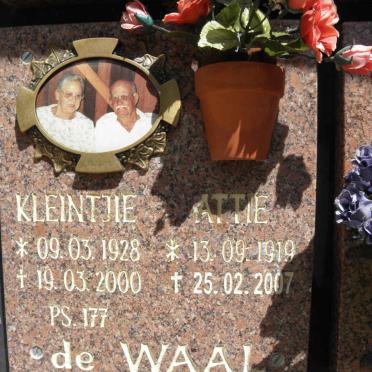 WAAL Attie, de 1919-2007 &amp; Kleintjie 1928-2000