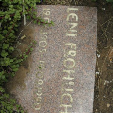 FROHLICH Leni 1905-1990