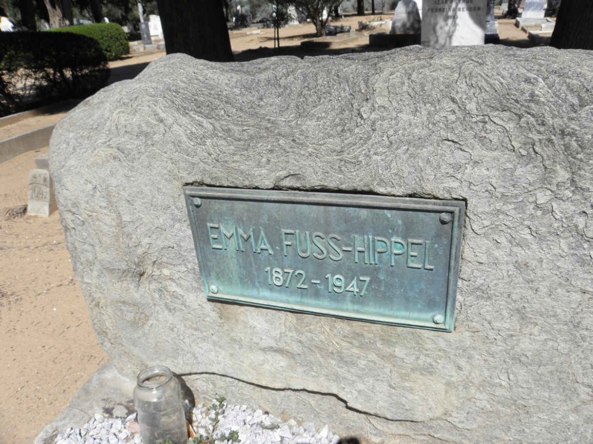 FUSS - HIPPEL Emma 1872-1947