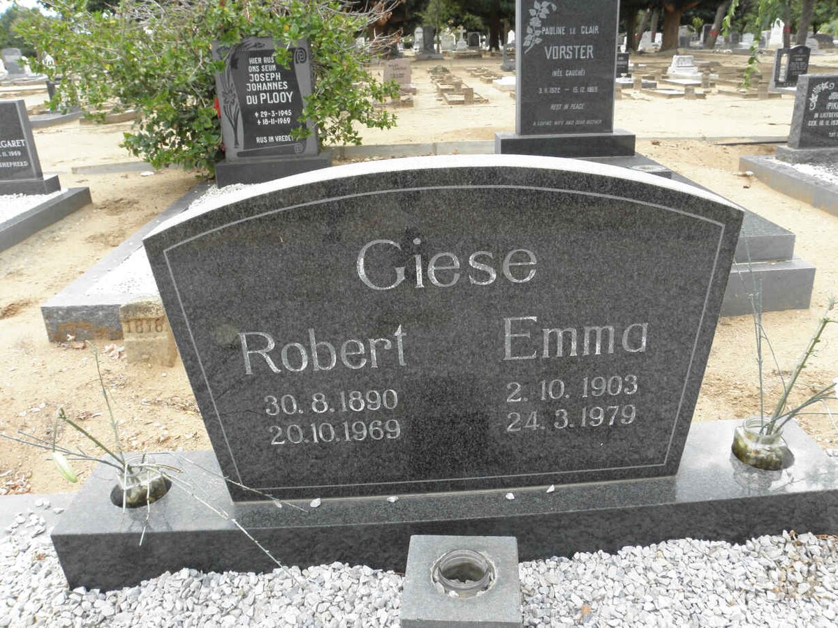 GIESE Robert 1890-1969 &amp; Emma 1903-1979