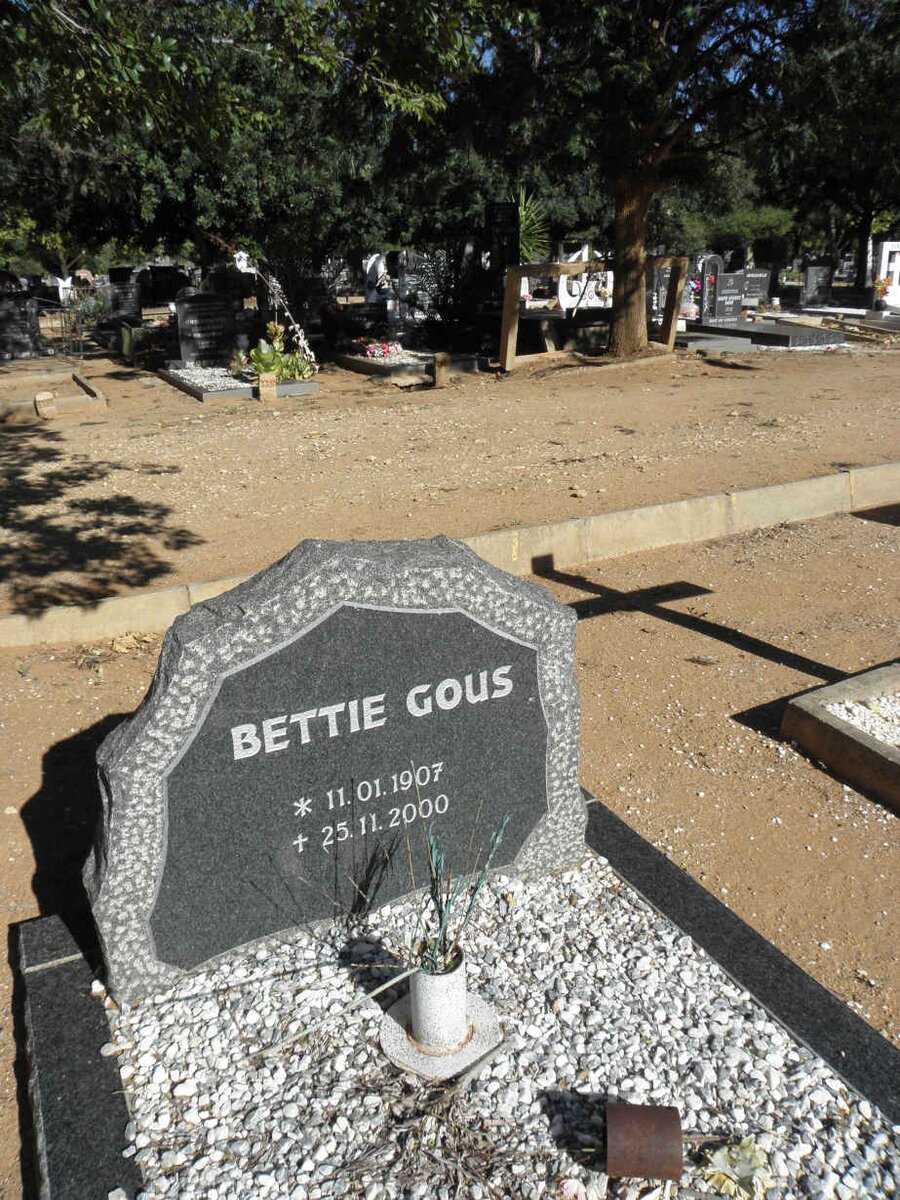 GOUS Bettie 1907-2000