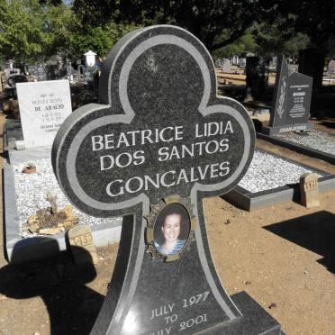 GONCALVES Beatrice Lidia Dos Santos 1977-2001