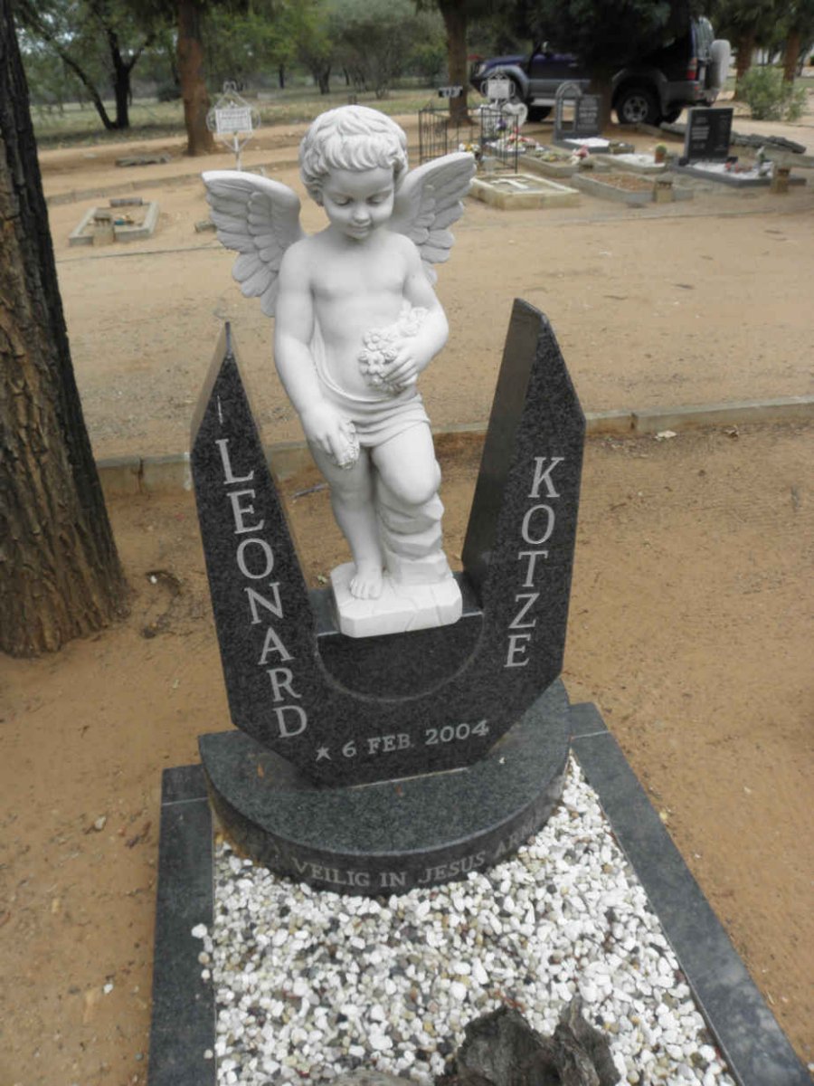KOTZE Leonard -2004