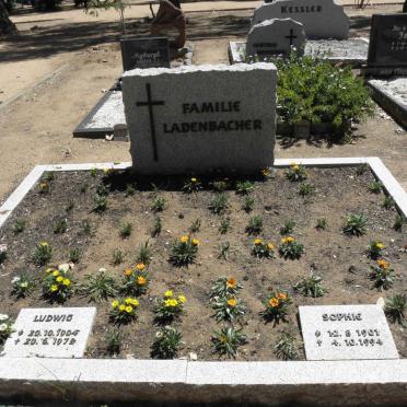 LADENBACHER Ludwig 1904-1978 &amp; Sophie 1901-1994