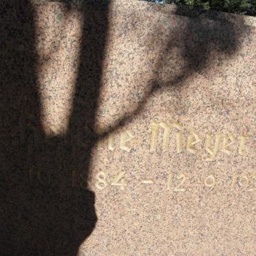 MEYER Helene 1884-1932