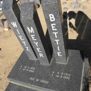 MEYER Wietz 1906-1994 &amp; Bettie 1913-1992