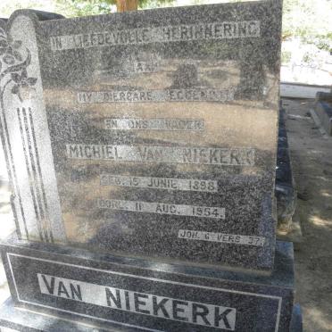 NIEKERK Michiel, van 1898-1954