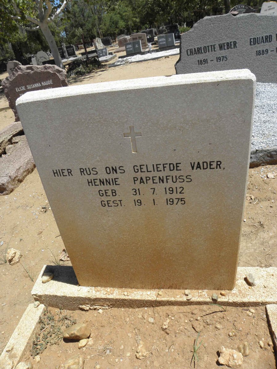 PAPENFUSS Hennie 1912-1975