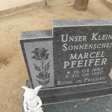 Pf - Surnames beginning with the letters Pf