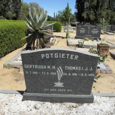 POTGIETER Thomas I.J.J. 1881-1969 &amp; Gertruida M.M. 1881-1966