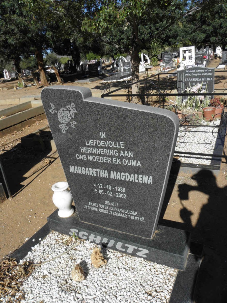 SCHULTZ Margaretha Magdalena 1938-2002