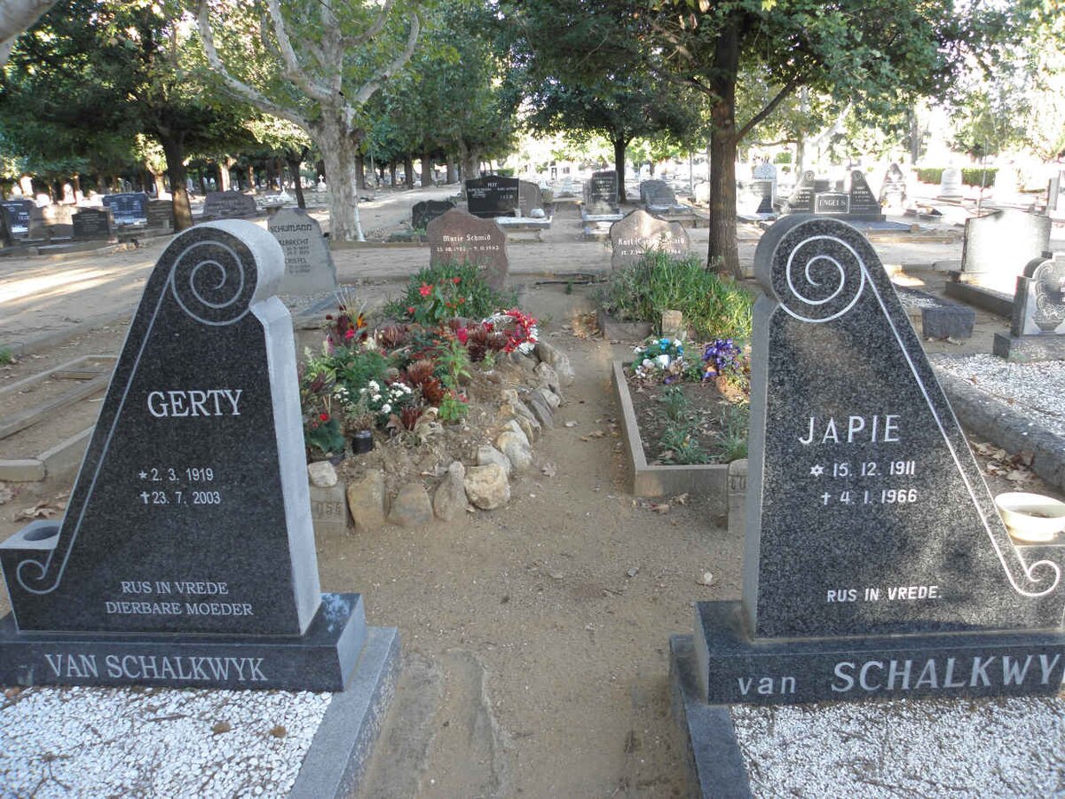 SCHALKWYK Japie, van 1911-1966 &amp; Gerty 1919-2003