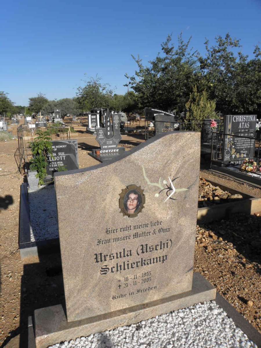 SCHLIERKAMP Ursula 1955-2005