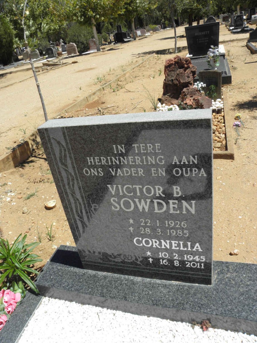 SOWDEN Victor B. 1926-1985 &amp; Cornelia 1945-2011