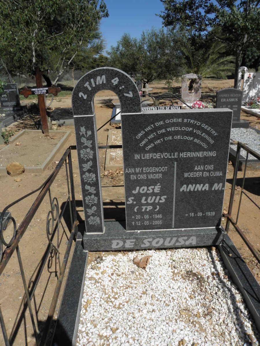 SOUSA José S. Luis, de 1946-2005 &amp; Anna M. 1939-