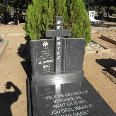 VRIES Johannes Lukas, de 1938-2000