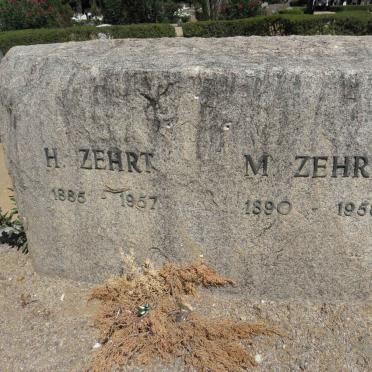 ZEHRT H. 1885-1957 &amp; M. 1890-1958