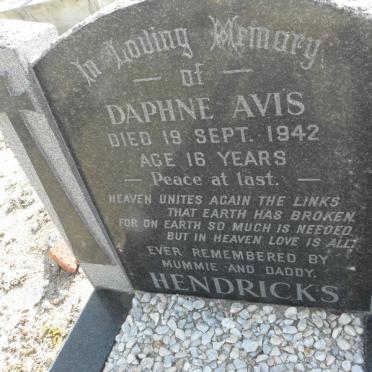 HENDRICKS Daphne Avis -1942