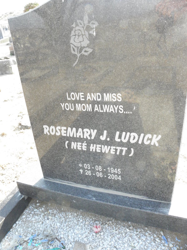 LUDICK Rosemary J. Nee HEWETT 1945-2004