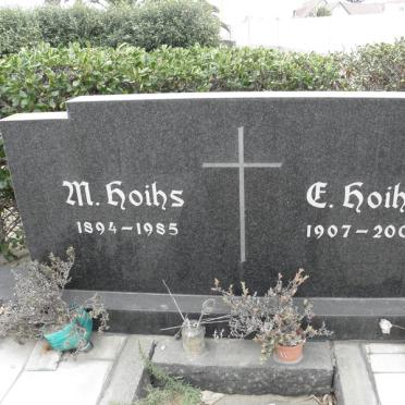 HOIHS M. 1894-1985 &amp; E. 19077-2001