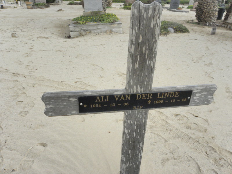 LINDE Ali, van der 1954-1999