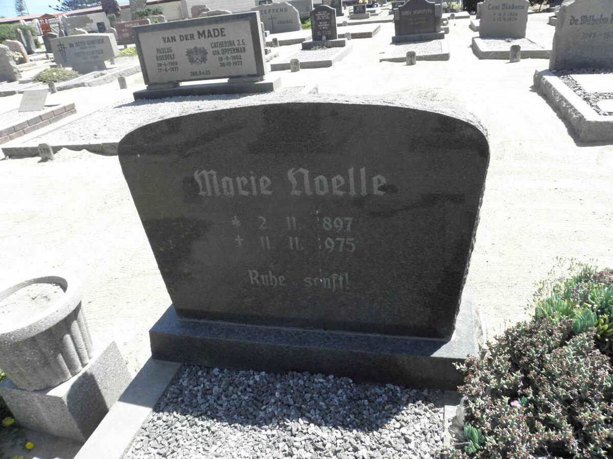 NOELLE Marie 1897-1975